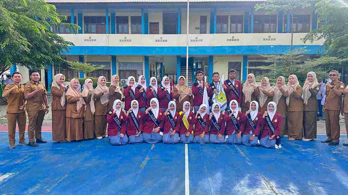 Pelantikan dan Serah Terima Jabatan Pengurus OSIS